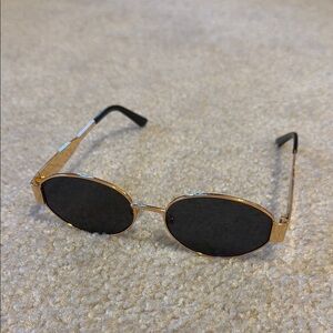 Stylish Gold Oval Sunglasses
